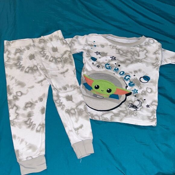 2t grogu pajamas - Picture 1 of 1